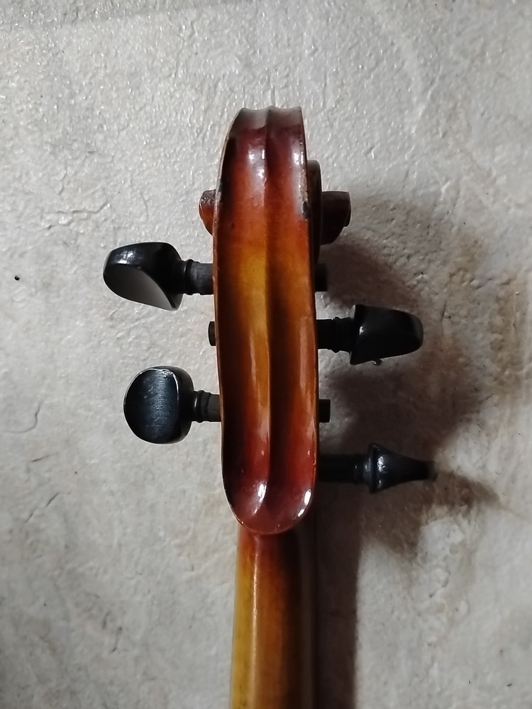 Nice Antique Jackson Guldan Violin