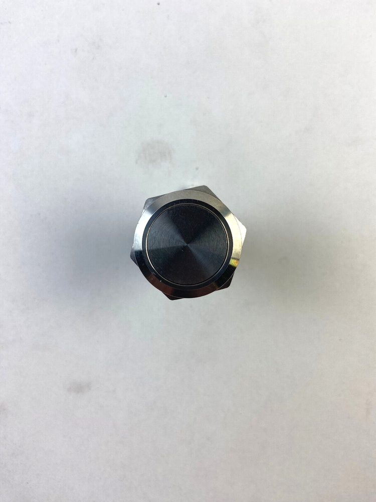 (Lot of 4) EAO 82-6152.1000 Pushbutton Switch Front Panel Mount