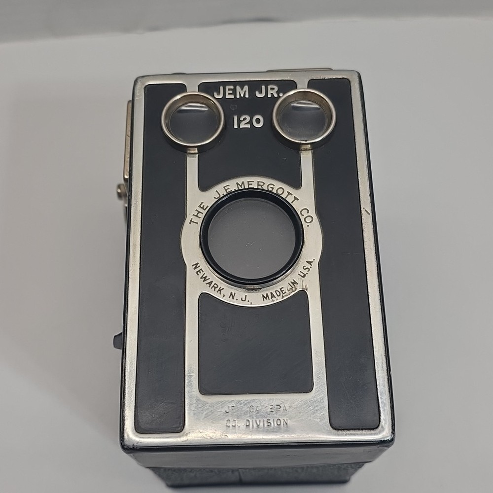 Jem Jr. 120 Box Camera