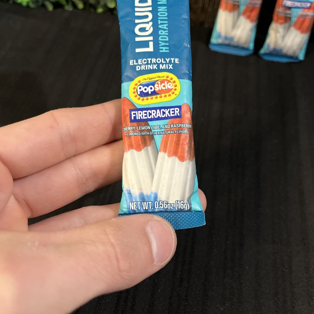 Liquid I.V. Hydration Multiplier Electrolyte Drink Mix Popsicle Firecracker 0.56