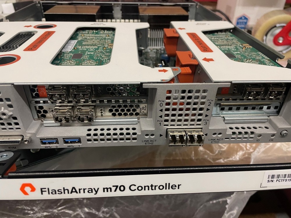 83-0052-01 PURESTORAGE FLASHARRAY M70 (NO RAM) Pure Storage 83-0052-01