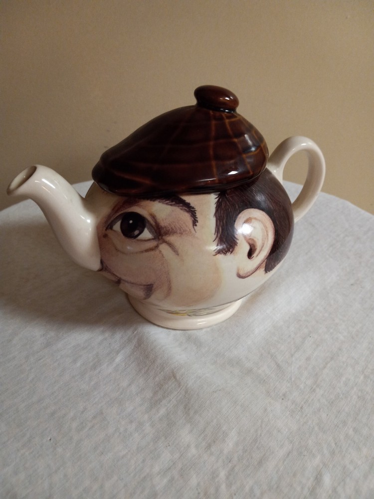 Sadler Teapot Gary Green