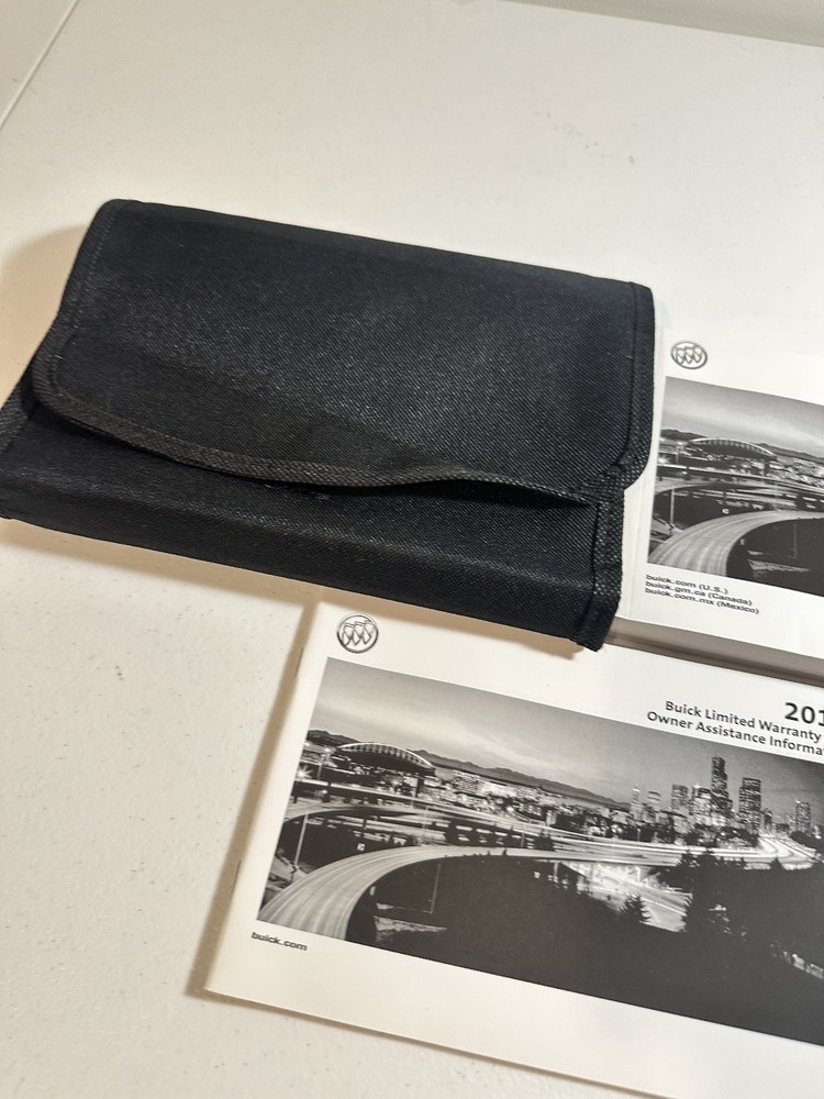 2014 Buick Regal Owner's Manual Set