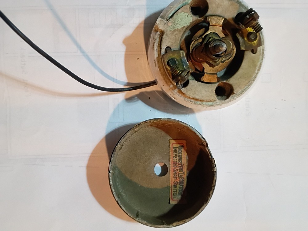 Hart & Hegeman MFG Co Switch