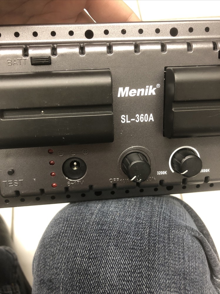 Menik SL-360A 360 LED Dimmable Camcorder Bi-Color Light Panel