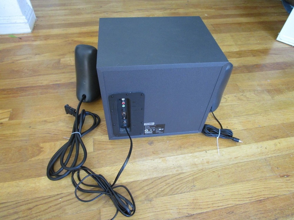 Logitech - Z625 2.1 Speaker System (3-Piece) POWERFUL IMMERSIVE THX SOUND!!