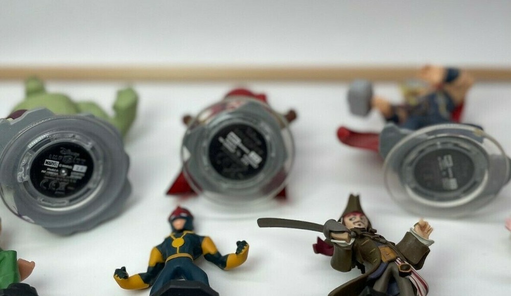 Disney Infinity Marvel Avengers Guardians Thor Hulk Lot 12