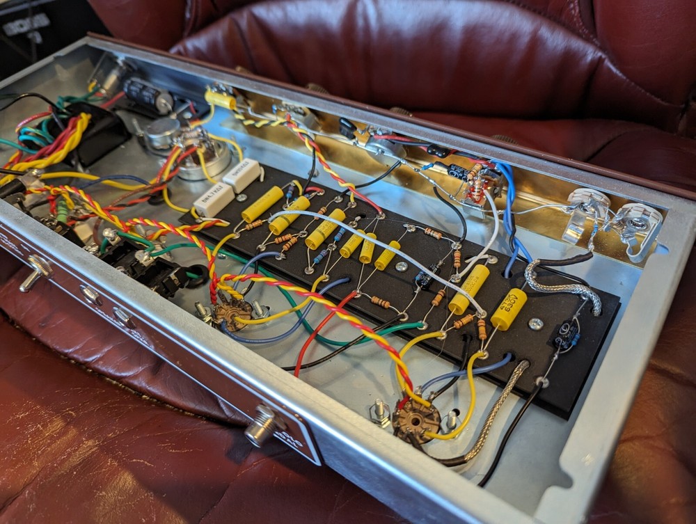 6G2 Brownface Princeton clone Chassis-only