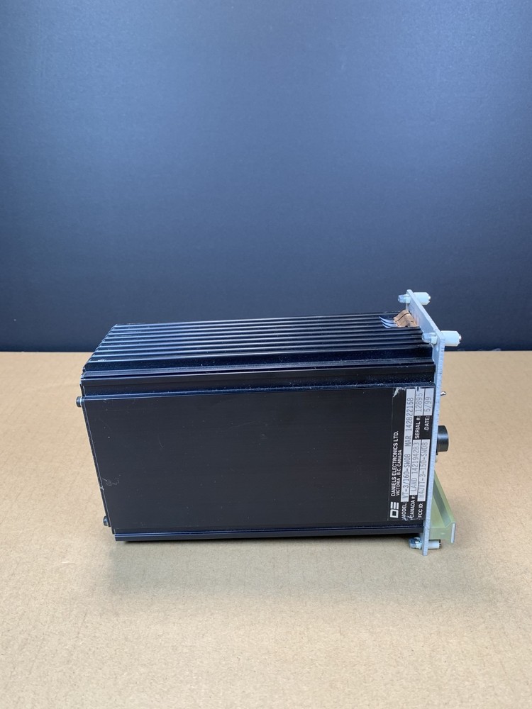 DANIELS ELECTRONICS VT-3/160-SW08 TRANSMITTER Ships Fast!!!