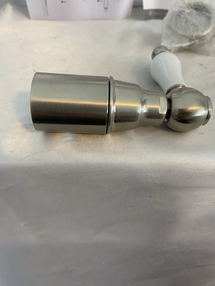 Rohl Single-￼White ceramic valve handle concealer valve brand new