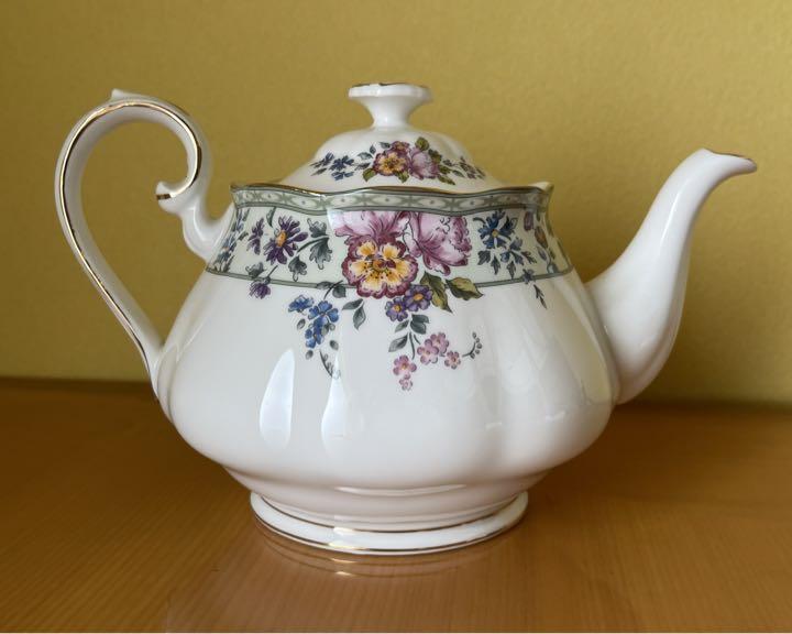 Royal Albert Hartington teapot