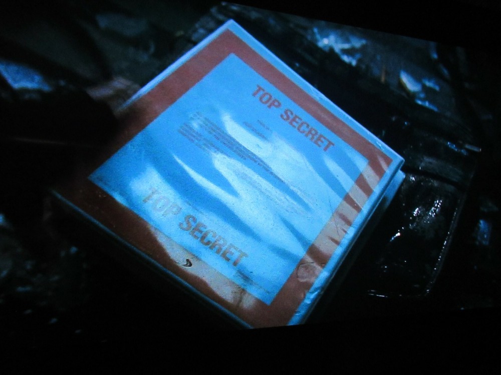 SUICIDE SQUAD TASKFORCE-X FOLDER , AMANDA WALLER'S TOP SECRET FILE BINDER COA