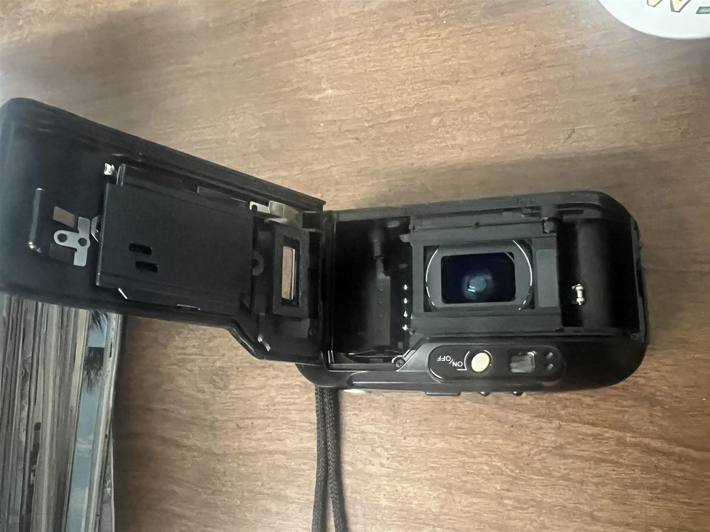 Minolta Explorer Freedom Zoom Camera UNTESTED