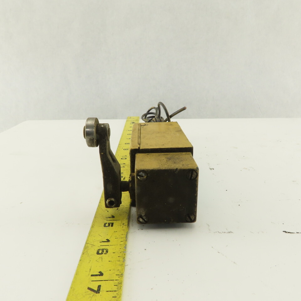 Micro Switch LSA4L 600V 10A Rocker Arm Limit Switch