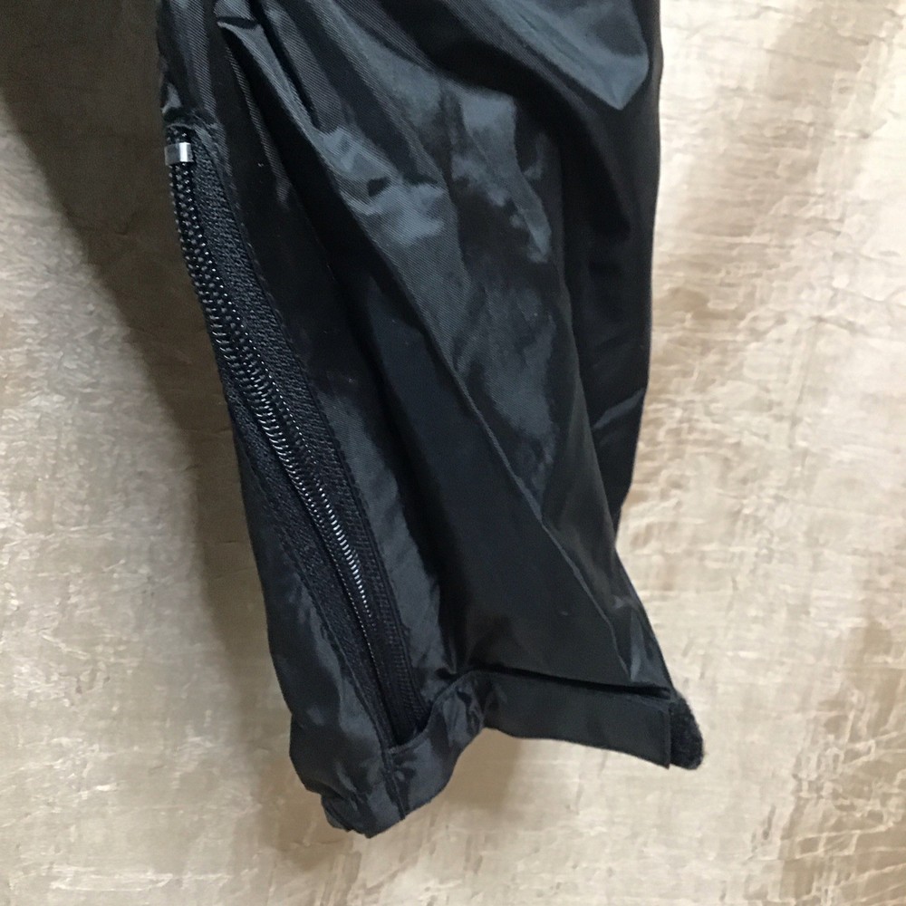 Thunder Under Motorcyclists Rain Suit. Jacket/Pants. Size Large.