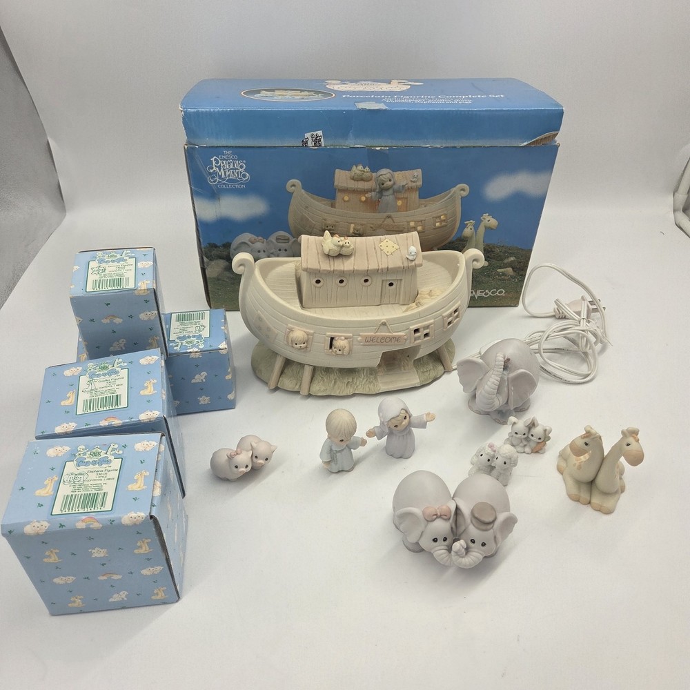 Precious Moments Two by Two Noah's Ark Lighted Complete Set Excellent All Boxes