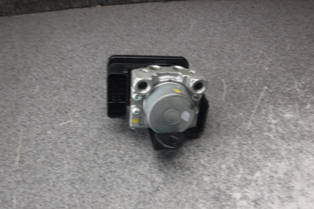 14 EX300 Kawasaki ABS Pump Module 14F