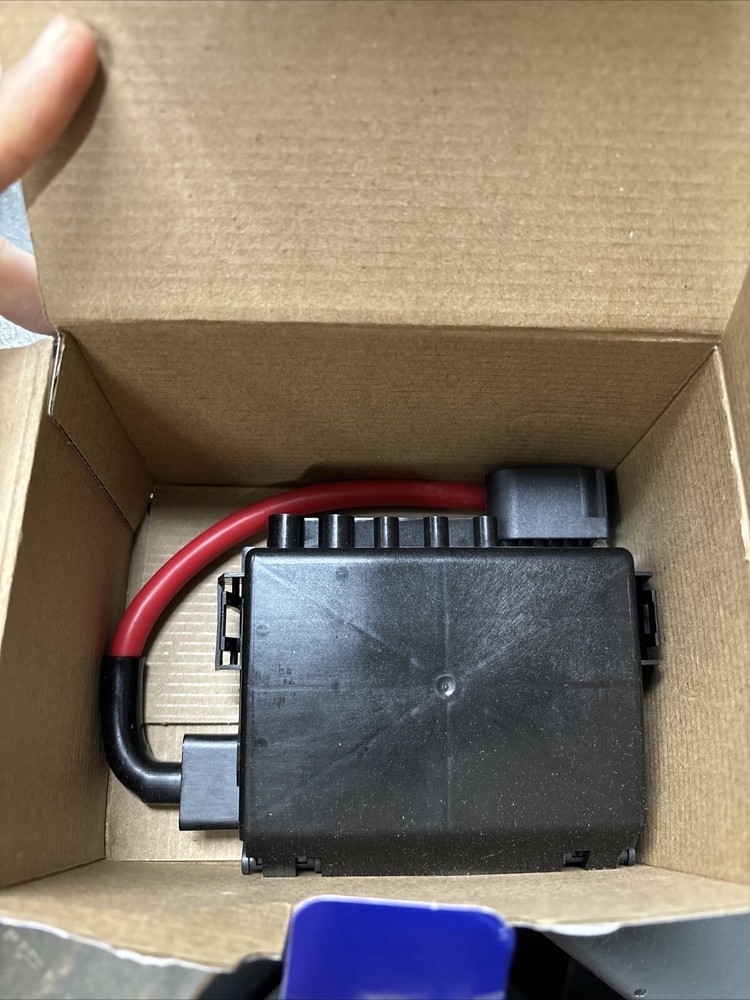 TechSmart R45002, Battery Power Distribution Box