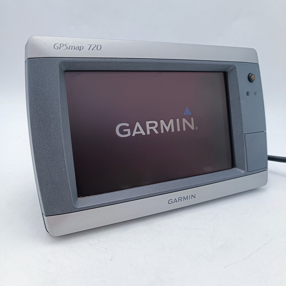 Garmin GPSMAP 720 Touchscreen Chartplotter Radar Display w/ Cable and Sun cover