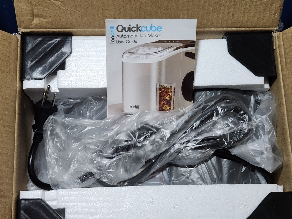 NEW ~ Ionchill QUICKCUBE Portable Countertop Ice Maker ~ Open Box