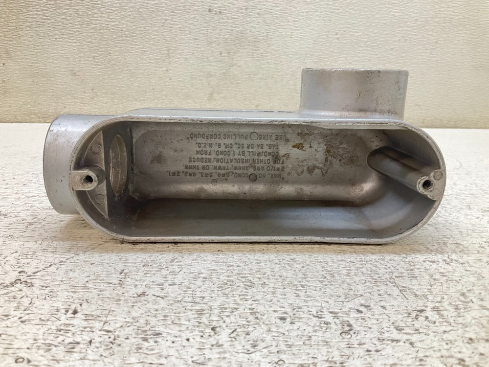 Appleton E30640 1-1/4" Conduit Body LR (TSC)
