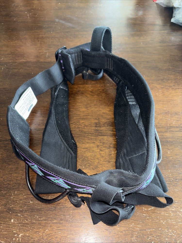 Misty Mountain Threadworks Climbing Harness Size Small