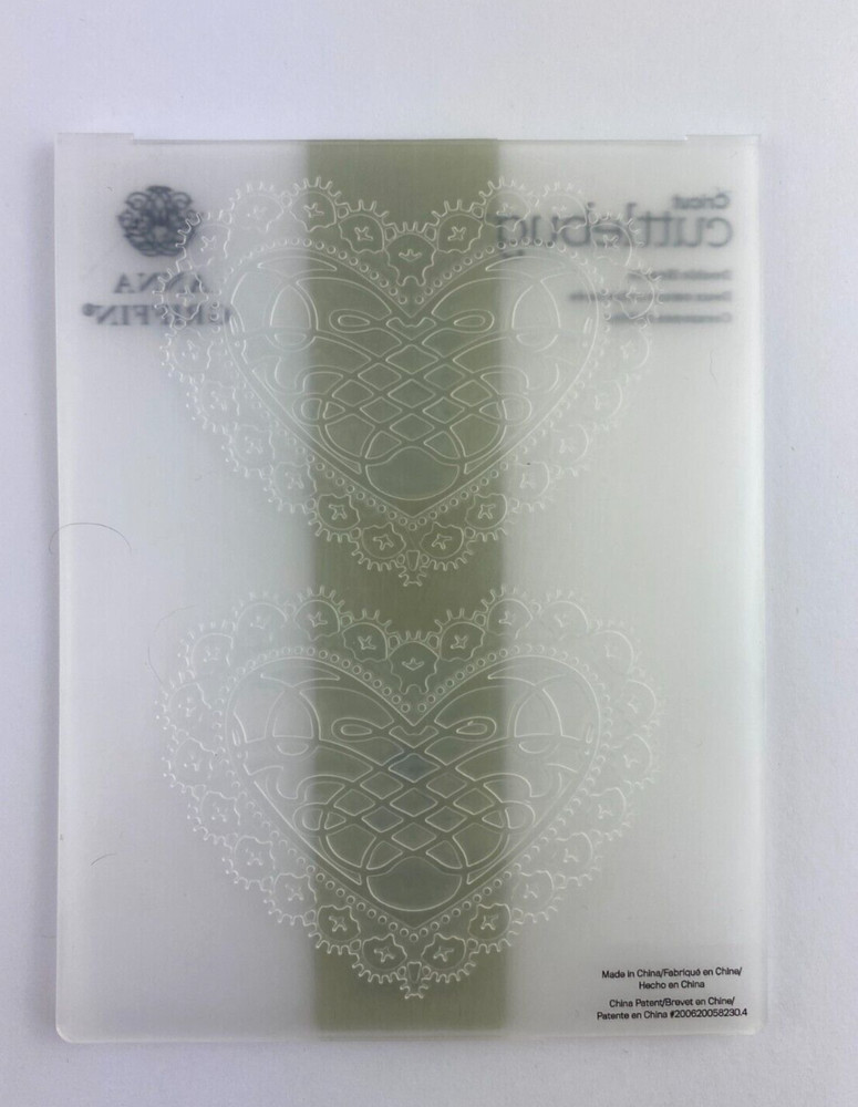 Anna Griffin Cuttlebug Cricut - DOUBLE HEARTS - Embossing Folder