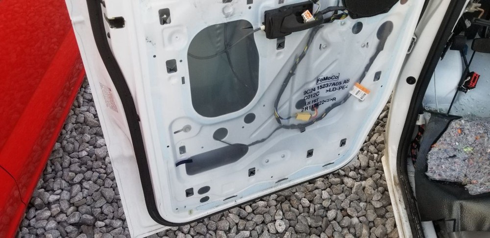 24 FORD E350 SUPER DUTY DOOR FRONT LEFT DRIVER WHITE
