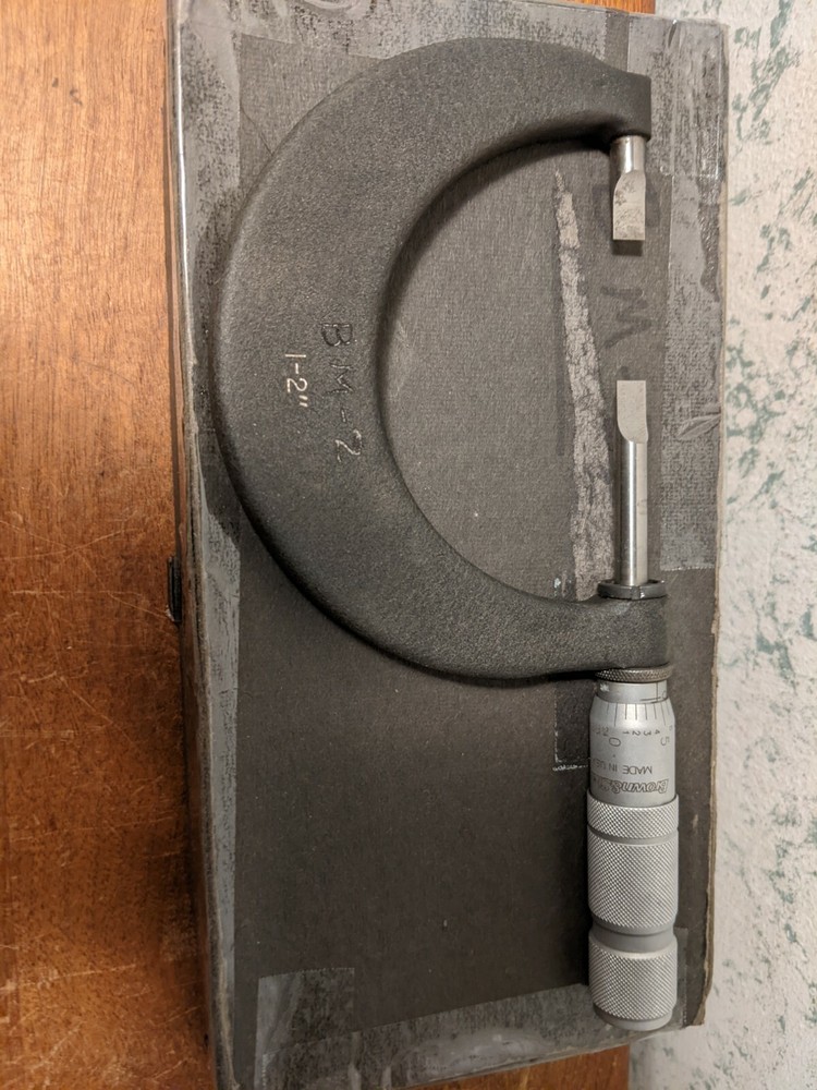 BROWN & SHARPE 1-2 Inch BLADE MICROMETER w/ BOX