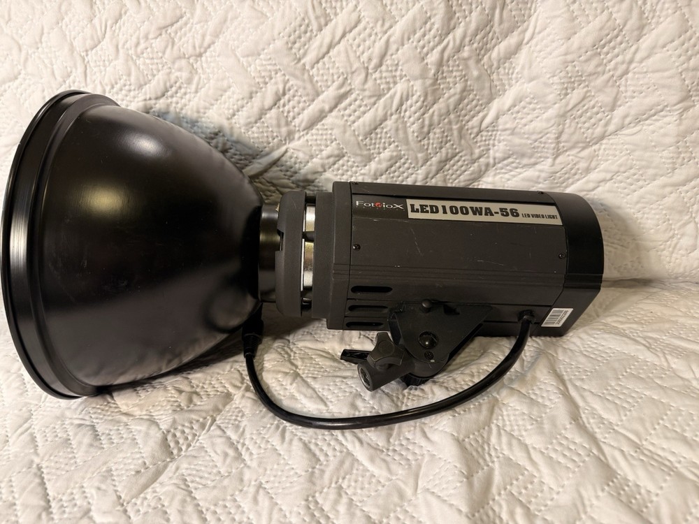 Fotodiox Pro LED100WB-56 Studio LED, High Daylight LED 5600K Studio Light Bundle