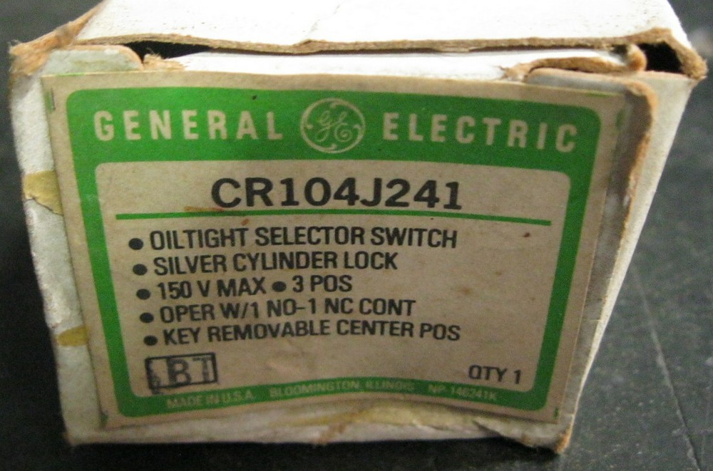 GE CR104J241 Oiltight Selector Switch