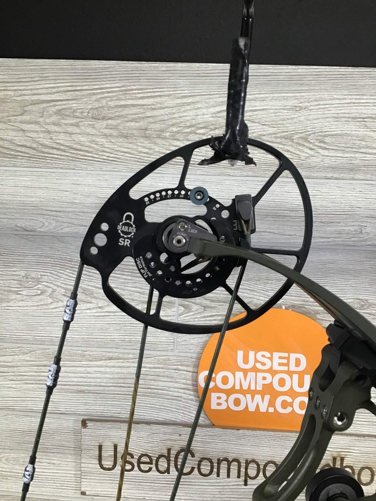 Used Bowtech Core SR 60-70lbs 29" Right Hand OD Green Package