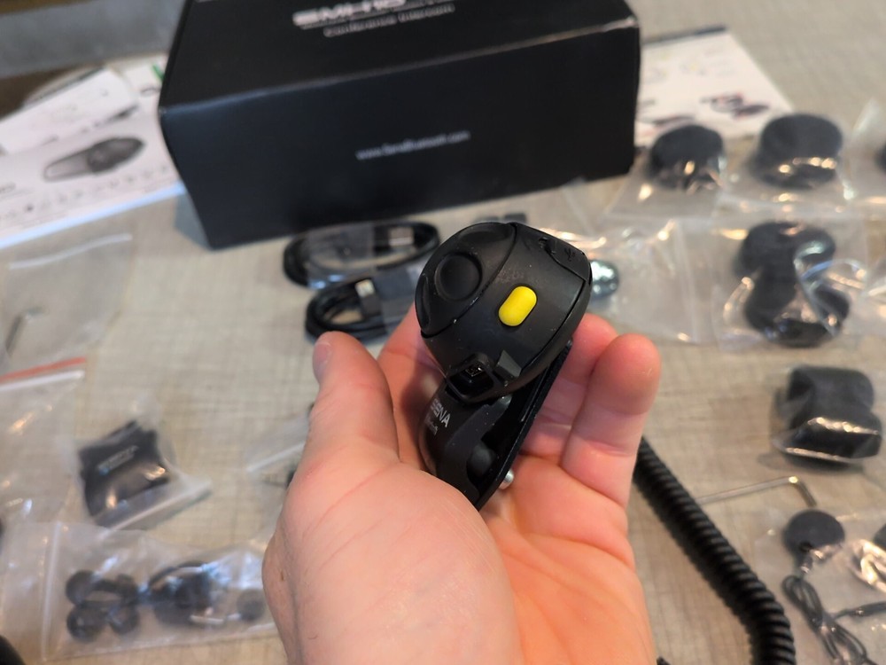 Sena SMH10D-11 Dual Motorcycle Bluetooth Headset Intercom READ DESCRIPTION!