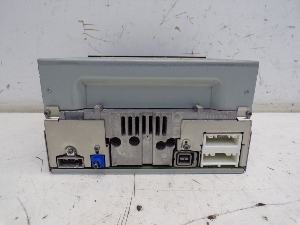 Radio/CD Combination With Bluetooth MP3 Ships Code Not Available! Fits A