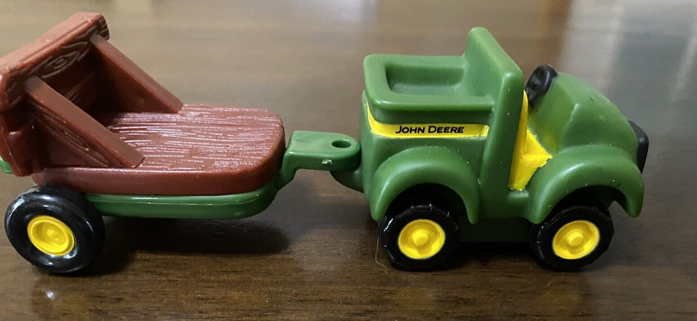 3 pc. Ertle John Deere Combine, Allie Gator & Wagon