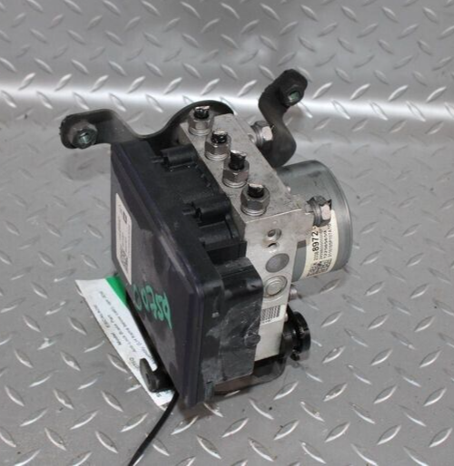 2014-2016 Chevy Silverado 1500 ABS Anti-Lock Brake Pump Module Control Assembly