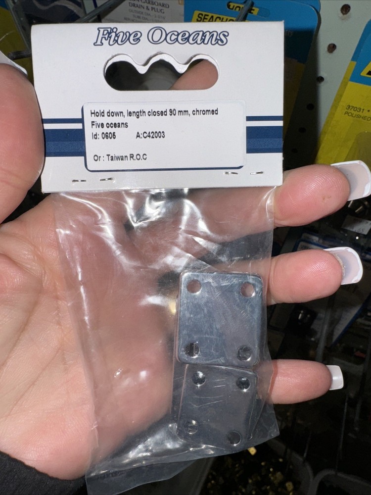 Five Oceans # 0605 Latch Nip