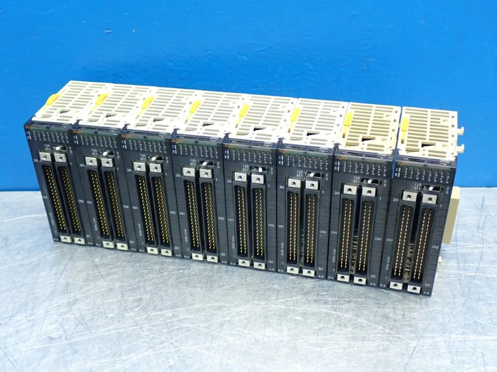 OMRON CJ-SERIES INPUT UNIT, 8PCS CJ1W-ID261
