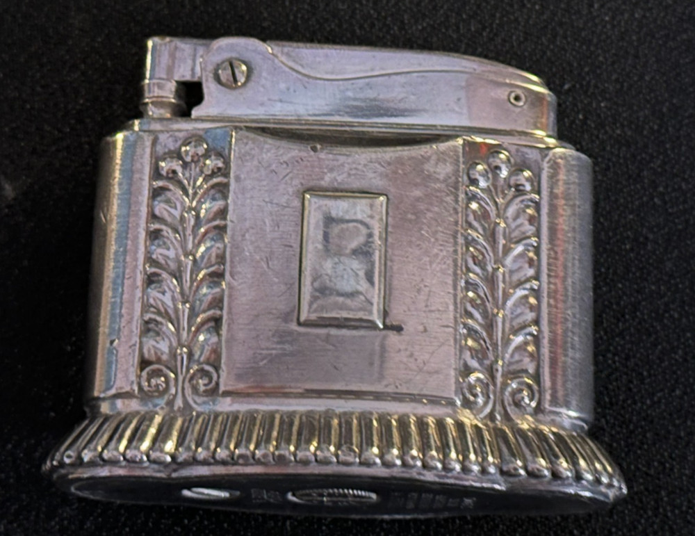 Vintage Ronson Diana Lighter