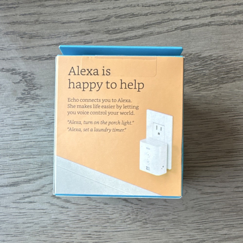 Amazon Echo Flex Smart Speaker Alexa Bluetooth WiFi USB 3.5mm White