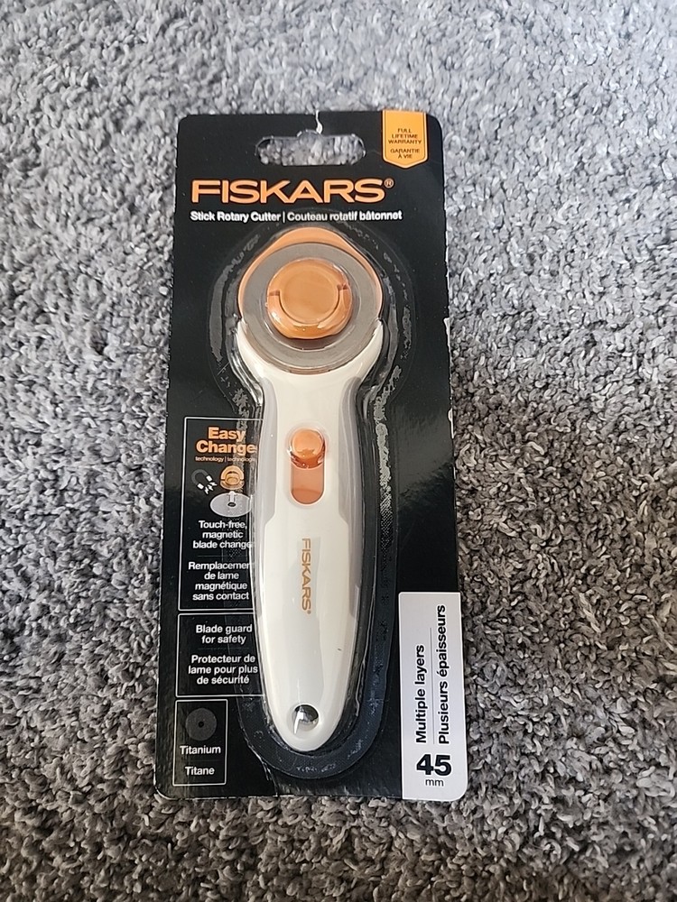Fiskars 45mm Classic Stick Rotary Cutter