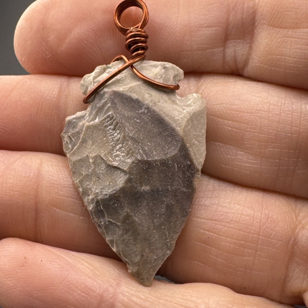 Absolutely, stunning Native American Arrowhead #158