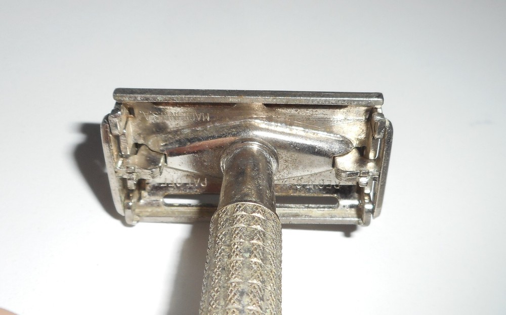 Vintage Gillette C1 C-1 Safety Razor