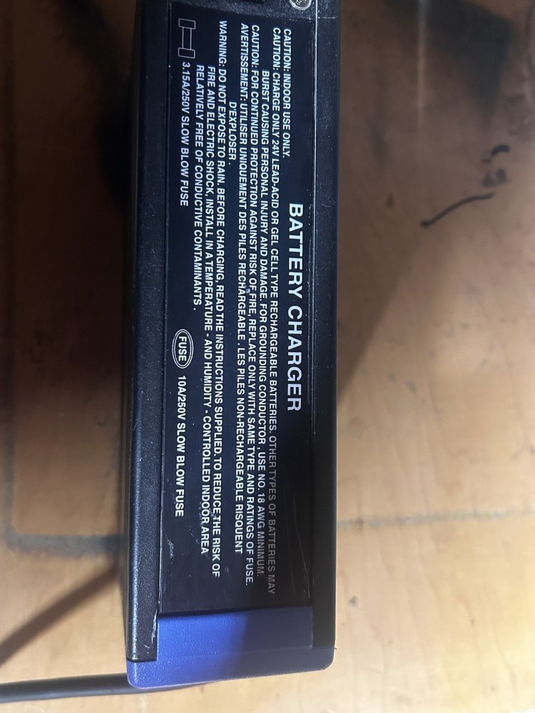 Mk Battery Charger 4C2404