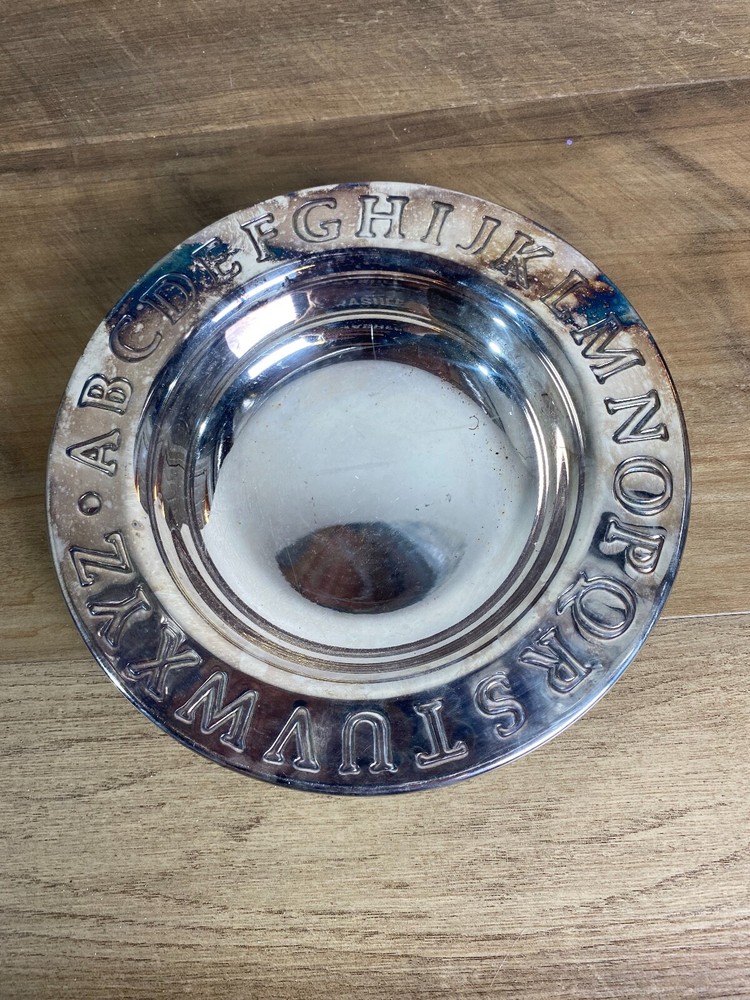 Lunt Silverplate Alphabet plate