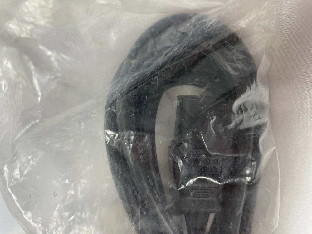 NEW Cisco Systems 72-0557 REV B1