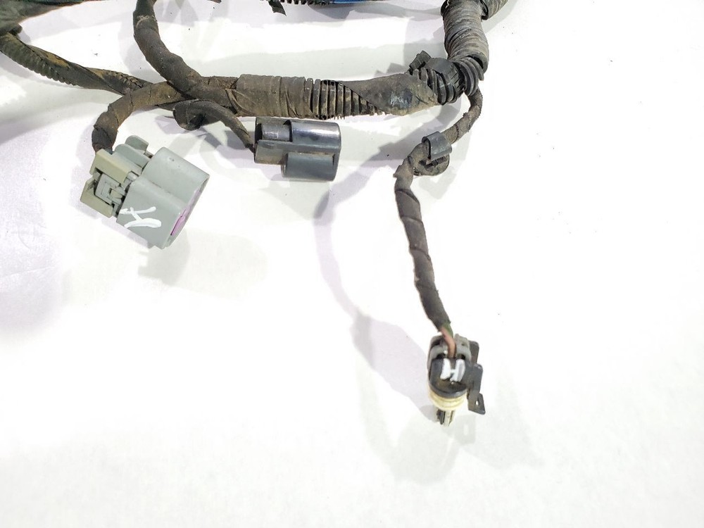 2011 Hyundai Genesis OEM 3.8L Automatic Engine Harness One Broken Wire