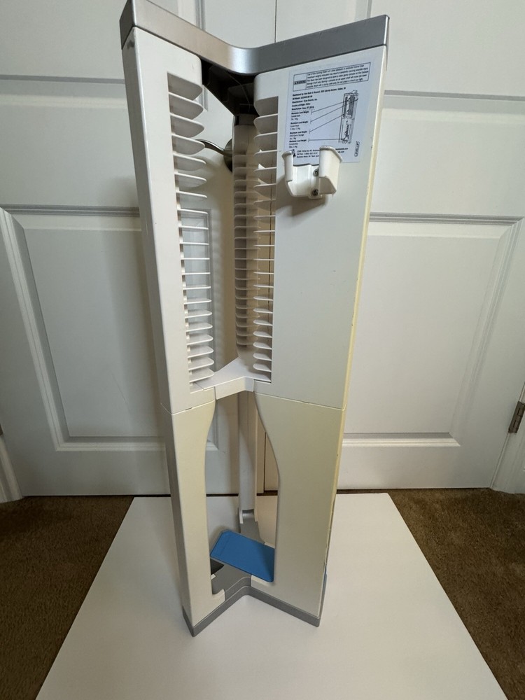 Nintendo Wii Storage Tower Stand 36" Game & Controller Rack EUC