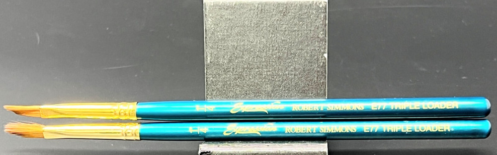 Robert Simmons Expression Duo: 2x Short Handle E77 Triple Loader Size 1/4"