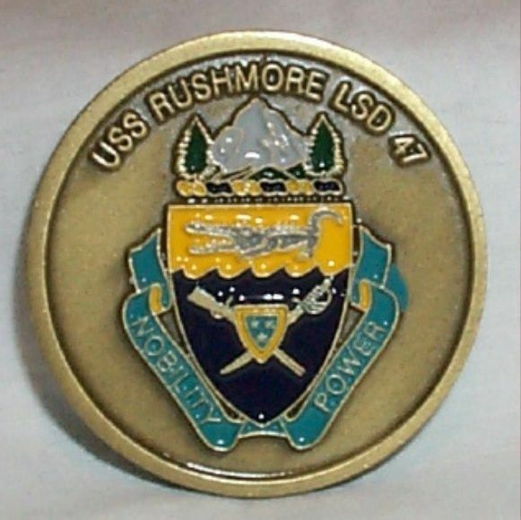 USS Rushmore LSD 47 US Ship Navy Challenge Coin  MINT
